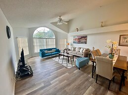 Three-bedroom Apartment - 5009 LBC - Vusa