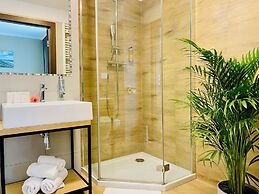 CONRAD Comfort Hotel****