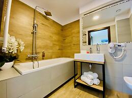 CONRAD Comfort Hotel****