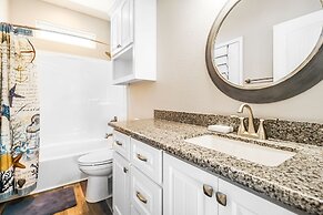 Tideâs Up 3 Bedroom Home by RedAwning