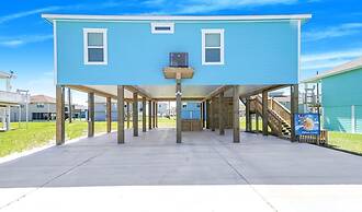 Tideâs Up 3 Bedroom Home by RedAwning