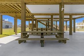 Tideâs Up 3 Bedroom Home by RedAwning