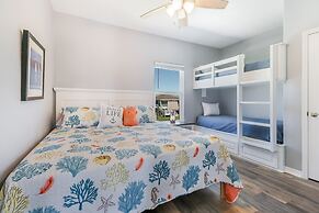 Tideâs Up 3 Bedroom Home by RedAwning