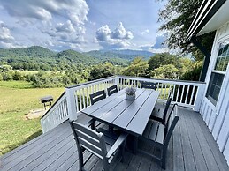 Peace Of Paradise 2 Bedroom Home by RedAwning