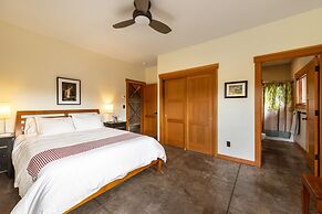 Zen View 2 Bedroom Home by Redawning