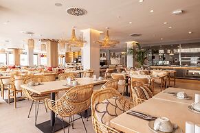 Radisson Blu Resort Lanzarote - Adults Only +16