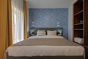 Tritoni Marina Apartments and Suites