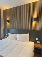 Tritoni Marina Apartments and Suites