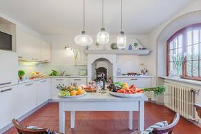 Villa Cesare Convenient and Smart