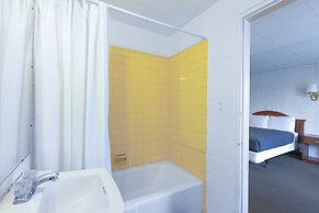 Sonrise Inn Lincoln Hwy By OYO