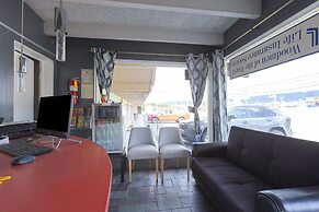 Sonrise Inn Lincoln Hwy By OYO