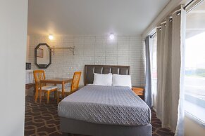 Sonrise Inn Lincoln Hwy By OYO