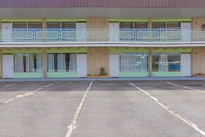 Sonrise Inn Lincoln Hwy By OYO