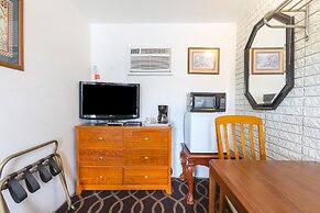 Sonrise Inn Lincoln Hwy By OYO