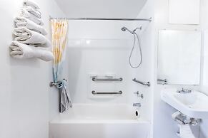 Sonrise Inn Lincoln Hwy By OYO