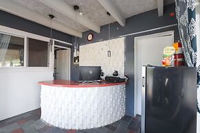 Sonrise Inn Lincoln Hwy By OYO