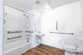 Sonrise Inn Lincoln Hwy By OYO