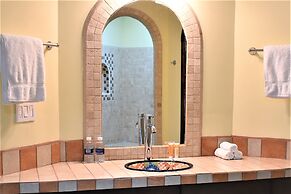 HACIENDA MONARCAS RESORT