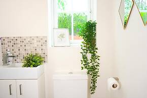 New Build Dickins Heath