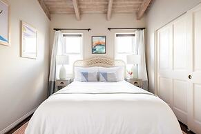 Sea Glass by Avantstay 5BR Unique Beach House on Balboa Peninsula w/ P
