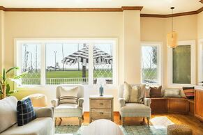 Sea Glass by Avantstay 5BR Unique Beach House on Balboa Peninsula w/ P