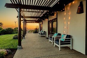 Cliffridge by Avantstay Lush Malibu Hills Estate w/ Breathtaking Ocean
