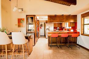 Cliffridge by Avantstay Lush Malibu Hills Estate w/ Breathtaking Ocean