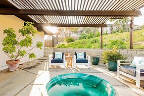 Cliffridge by Avantstay Lush Malibu Hills Estate w/ Breathtaking Ocean