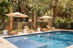 Sawyer by Avantstay Stunning Isle Of Palms Home w/ Pool!