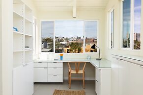 Bay Breeze by Avantstay Bayfront Home w/ Fire Pit & Private Dock in Ba