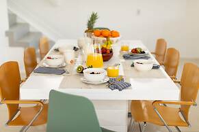 Bay Breeze by Avantstay Bayfront Home w/ Fire Pit & Private Dock in Ba