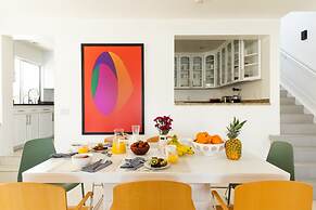 Bay Breeze by Avantstay Bayfront Home w/ Fire Pit & Private Dock in Ba