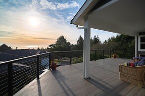 Anchor's Retreat by Avantstay Gorgeous Clift Top Views w/ Incredible P