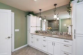 Anchor's Retreat by Avantstay Gorgeous Clift Top Views w/ Incredible P