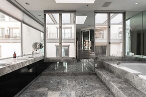 Balboa Buyout by Avantstay - Condo w/ Views in DT San Diego!