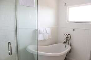 Bluff by Avantstay Gorgeous Malibu Getaway w/ Hot Tub & Spectacular Oc