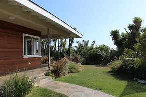 Bluff by Avantstay Gorgeous Malibu Getaway w/ Hot Tub & Spectacular Oc