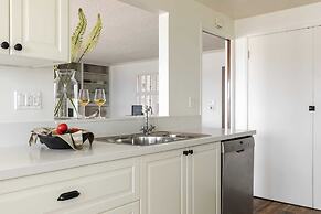 Bay View I by Avantstay Stylish Mission Beach Home on the Sand!