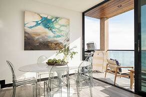 Matador by Avantstay Ocean Front Malibu Pad w/ Rooftop Patio