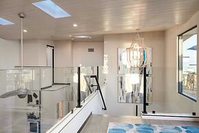 Matador by Avantstay Ocean Front Malibu Pad w/ Rooftop Patio