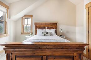 Buffalo by Avantstay Beautifully Designed Cabin w/ Hot Tub