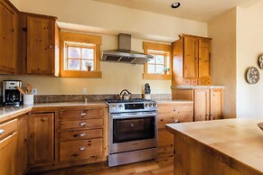 Buffalo by Avantstay Beautifully Designed Cabin w/ Hot Tub