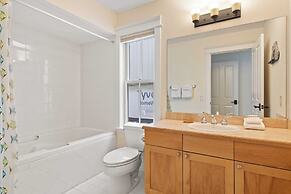 Legacy House by Avantstay Beautiful 4bdr Home in Great Location w/ Hot