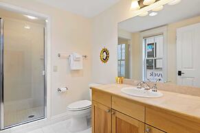 Legacy House by Avantstay Beautiful 4bdr Home in Great Location w/ Hot