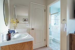 Marigold by Avantstay Warm & Stylish Home in Wine Country w/ Pool
