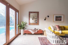 Marigold by Avantstay Warm & Stylish Home in Wine Country w/ Pool