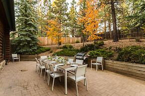 Grizzly by Avantstay Rustic Big Bear Cabin w/ Hot Tub & Pool Table