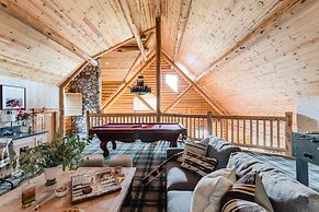 Grizzly by Avantstay Rustic Big Bear Cabin w/ Hot Tub & Pool Table