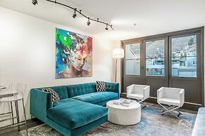 New San Juan 303 by Avantstay Modern Penthouse w/ Deck Overlooking Mai