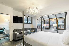 New San Juan 303 by Avantstay Modern Penthouse w/ Deck Overlooking Mai